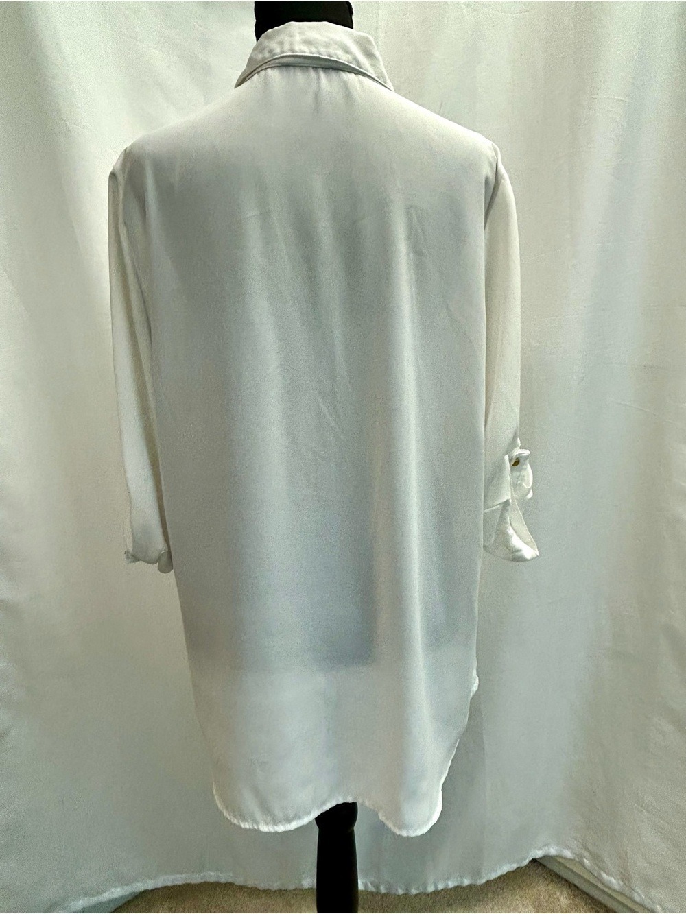 Mandee White Utility Pocket V-neck half button down Blouse roll tab sleeve XL - Picture 5 of 13